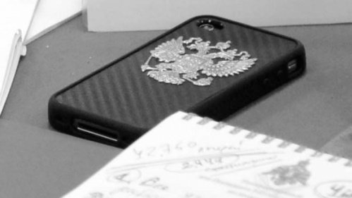 По примеру Обамы. Российским чиновникам запретят пользоваться iPhone и другими смартфонами