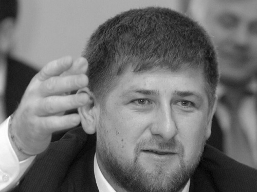 Чеченские депутаты о беглецах государственной важности. Подготовлен законопроект о  "невыездных" чиновниках 