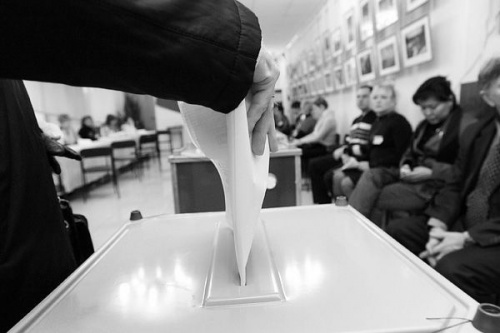 Единороссы меняют избирательные правила. Регионам прописали персонификацию выборов