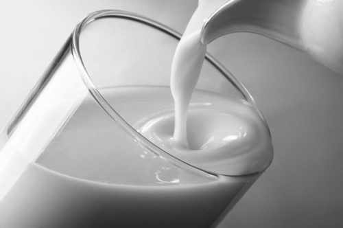 В России резко выросли цены на молочную продукцию. Хозяйства России не досчитались свыше 100 тыс. коров