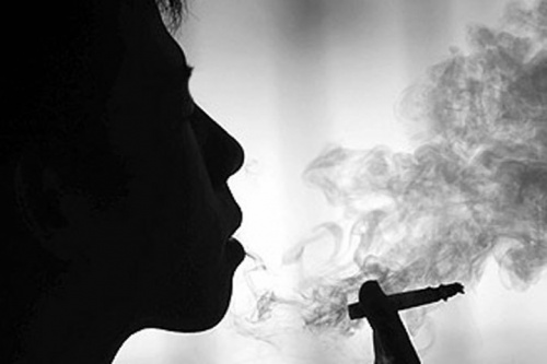 ВЦИОМ: Число курильщиков в России сократилось на 6% 