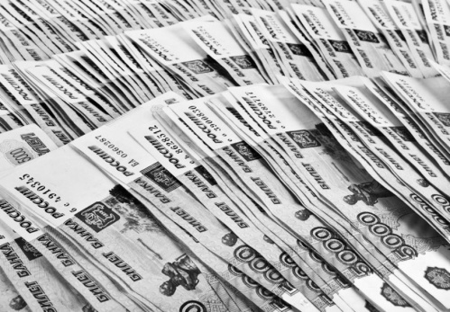 Оксана Дмитриева: Банки завалены дешевыми деньгами, но экономику не кредитуют
