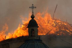 Пожар уничтожил церковь