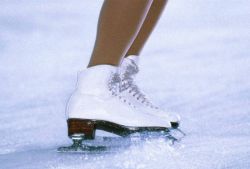 Саратовцев приглашают покататься на коньках