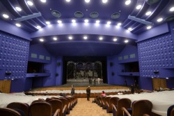 Театр откроет онлайн-продажу билетов