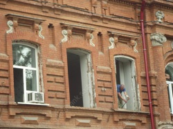 Три фасада на Московской отремонтируют за счет Фонда капремонта