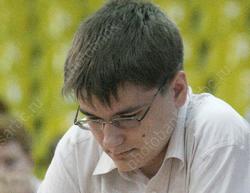 Саратовский шахматист сыграет в благотворительном турнире