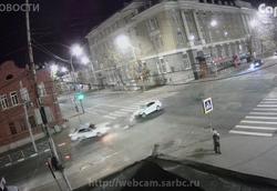 Таксист устроил ДТП на перекрестке Чапаева и Московской