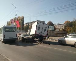 Женщину-водителя "ГАЗели" госпитализировали после ДТП