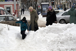 Уборкой снега в Саратове недовольны 59% опрошенных