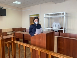 Горожанин идет под суд за нападение на врача "скорой" и полицейских