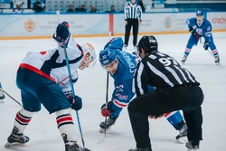 "Кристалл" обеспечил себе место в первой тройке Первенства ВХЛ