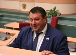 Депутат: саратовских фермеров не пускают в магазины
