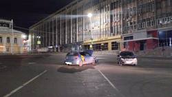Две женщины пострадали в ночном ДТП в центре города
