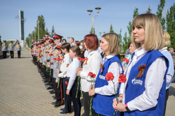 Работники Газпром трансгаз Саратов почтили память героев Великой Отечественной войны