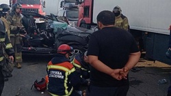 В столкновении  Volvo и Ssang Yong на трассе пострадали два человека