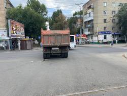 "КАМАЗ" переехал пенсионерку на перекрестке