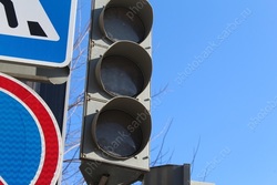На двух центральных улицах не будут работать светофоры
