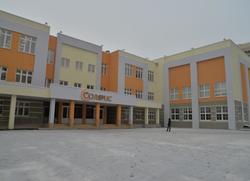 Губернатор обратился в прокуратуру по переполненности школы "Солярис"