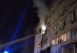 Жителей пятиэтажки эвакуировали из-за пожара