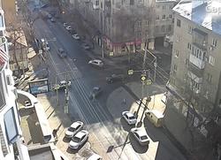 Наезд "Гранты" на пешехода попал на веб-камеру