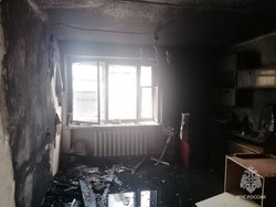 Неосторожный курильщик устроил пожар в своей квартире
