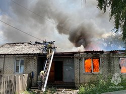 Пожар оставил две семьи без крыши над головой