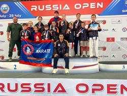 Семь спортсменов завоевали золотые медали международных соревнований по каратэ