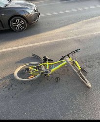 Машина сбила 12-летнего мальчика с велосипедом