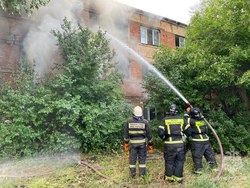 В Лётном городке вновь загорелся расселённый дом