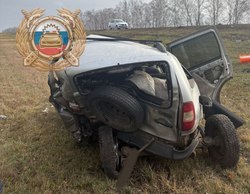 Водитель Нивы погиб после столкновения с пикапом Соллерс