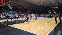 Саратовские баскетболисты проиграли столичному ЦСКА