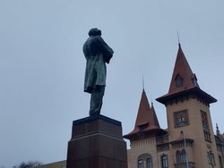 Солнце будет прятаться за облаками