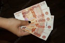 Горожанка отдала сотруднику банка почти 2 миллиона