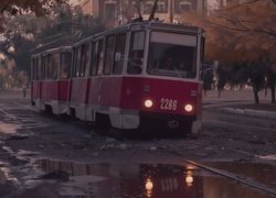 Трамвай сошёл с рельсов