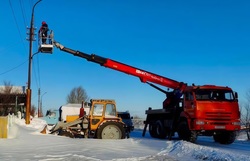 Почти 100 бригад электриков ремонтируют ЛЭП после шторма