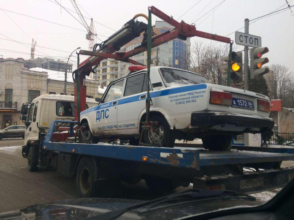 Автомобиль ДПС 