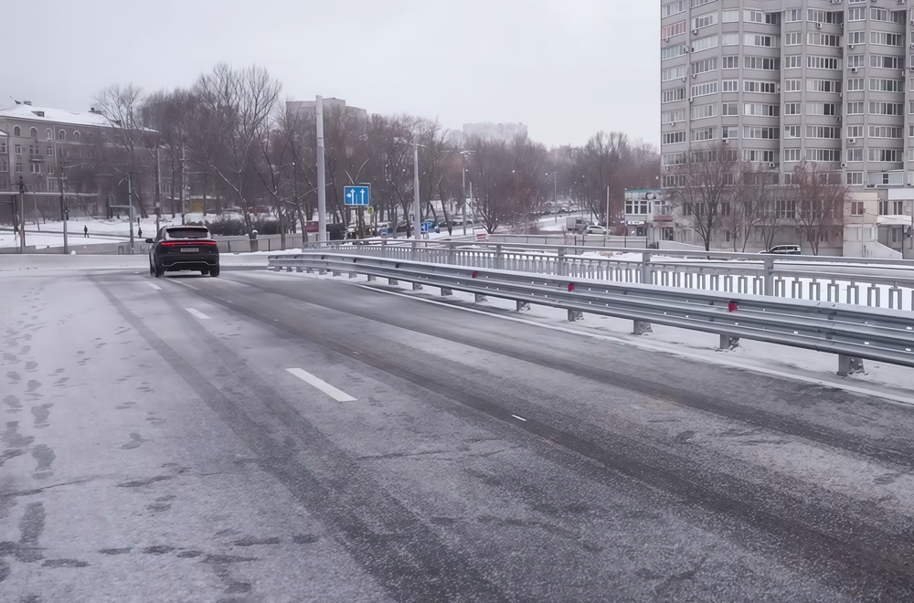 Открыто движение по новому путепроводу на Стрелке