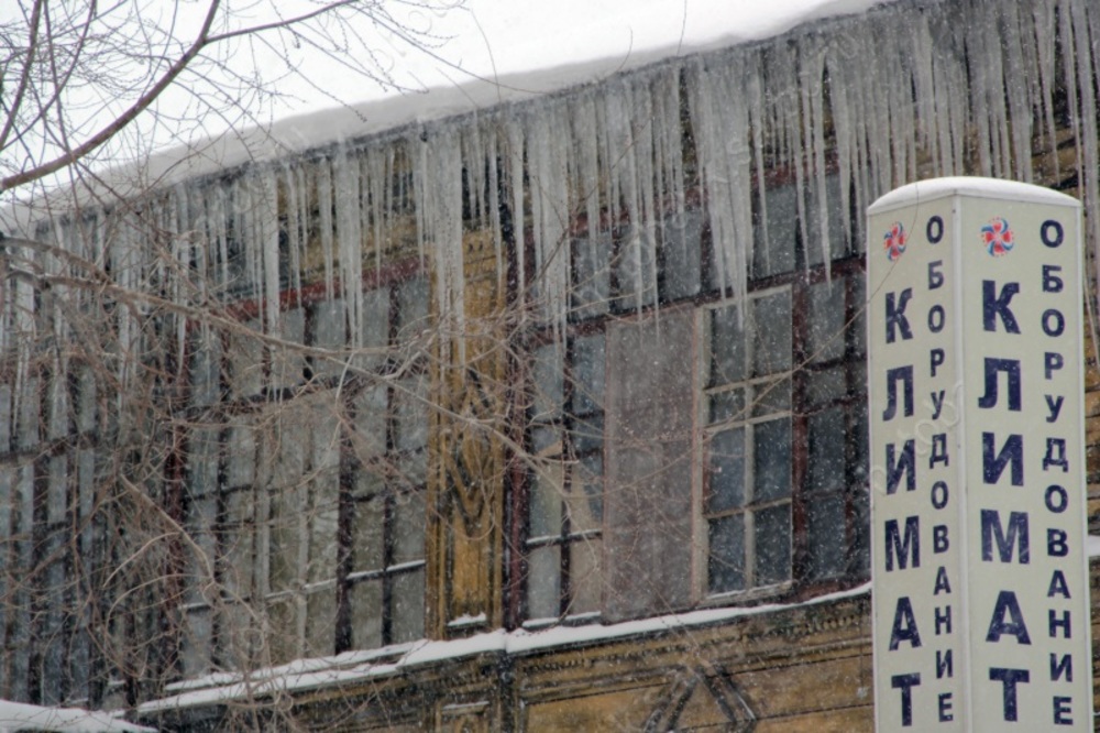 Времена. Точка перелома в Великой Отечественной войне, Саратов попал в число депрессивных городов

