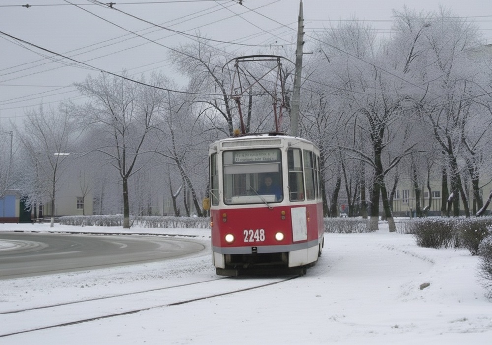 Сошёл с рельсов ещё один трамвай