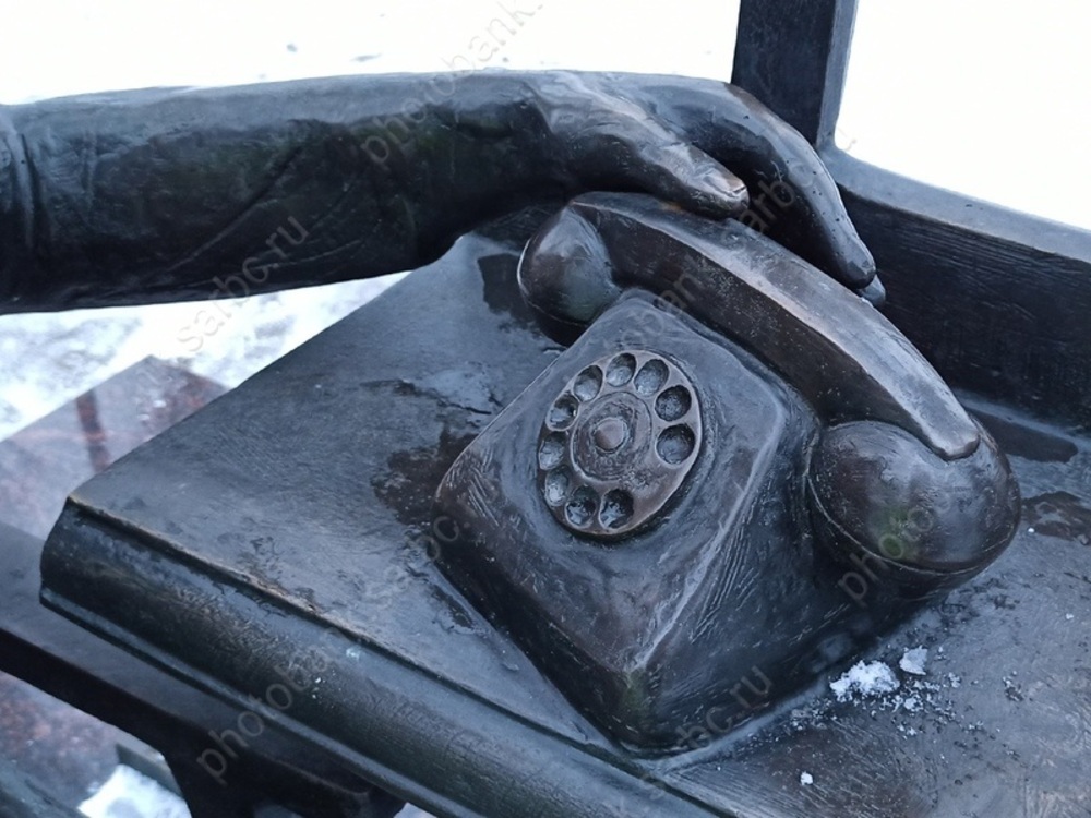 Времена. Учрежден Святейший синод, в Саратове началась установка телефонов в квартирах