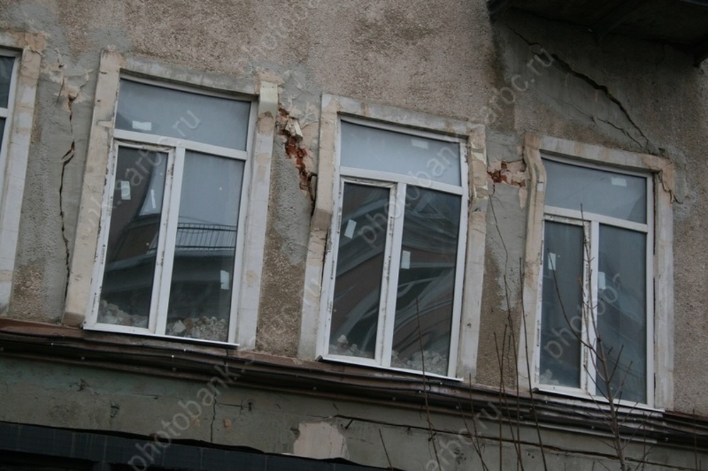 Глава СК заступился за жильцов ещё одного аварийного дома