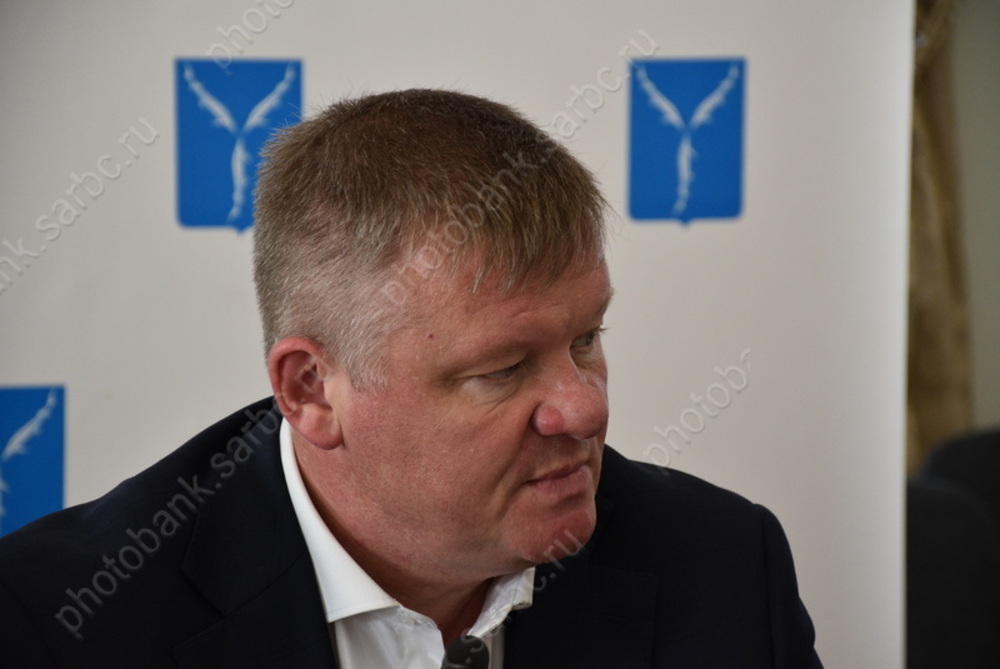 Вице-губернатор Исаев прокомментировал своё ДТП