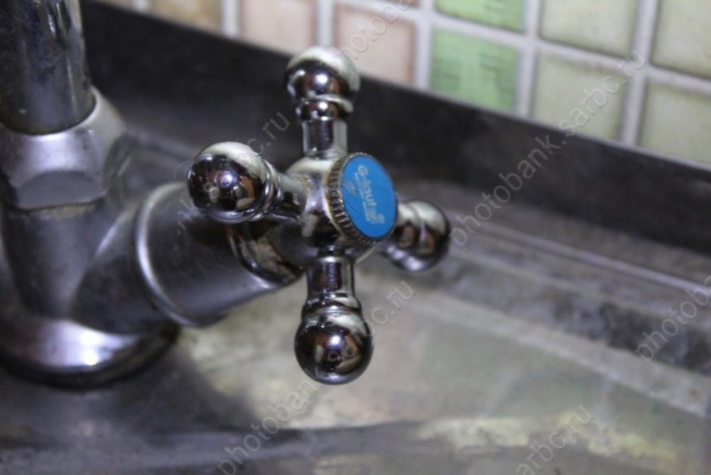 Тысячи горожан остались без воды