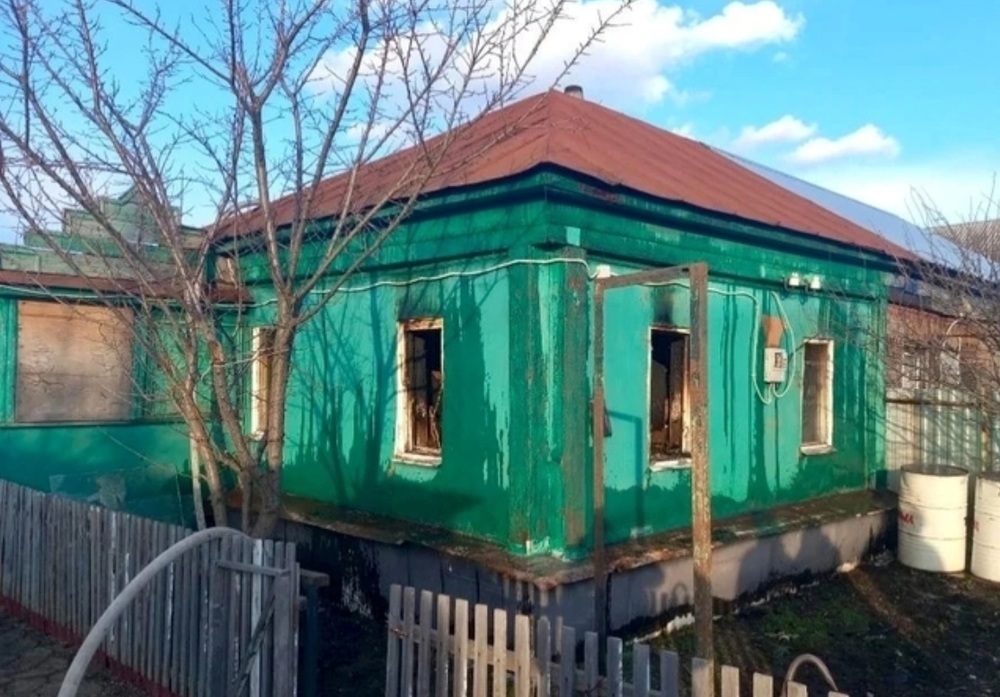 На пожаре в частном доме погиб неосторожный курильщик