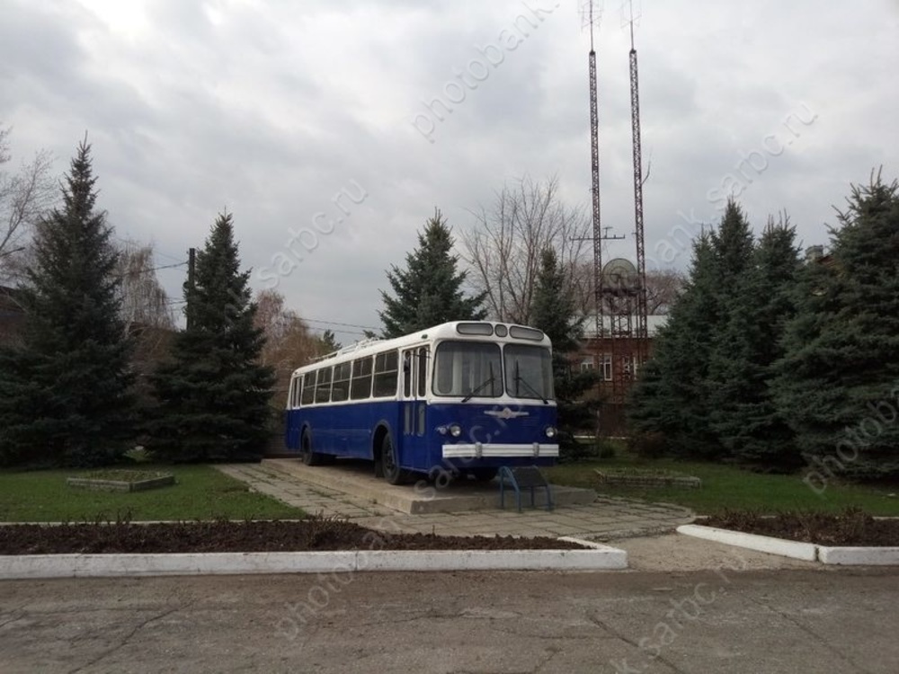 Времена. Коронация императора Павла Первого, в Энгельсе выпустили первый троллейбус