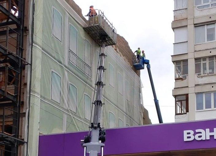 Владелец намерен увеличить площадь и высоту экс-гостиницы 