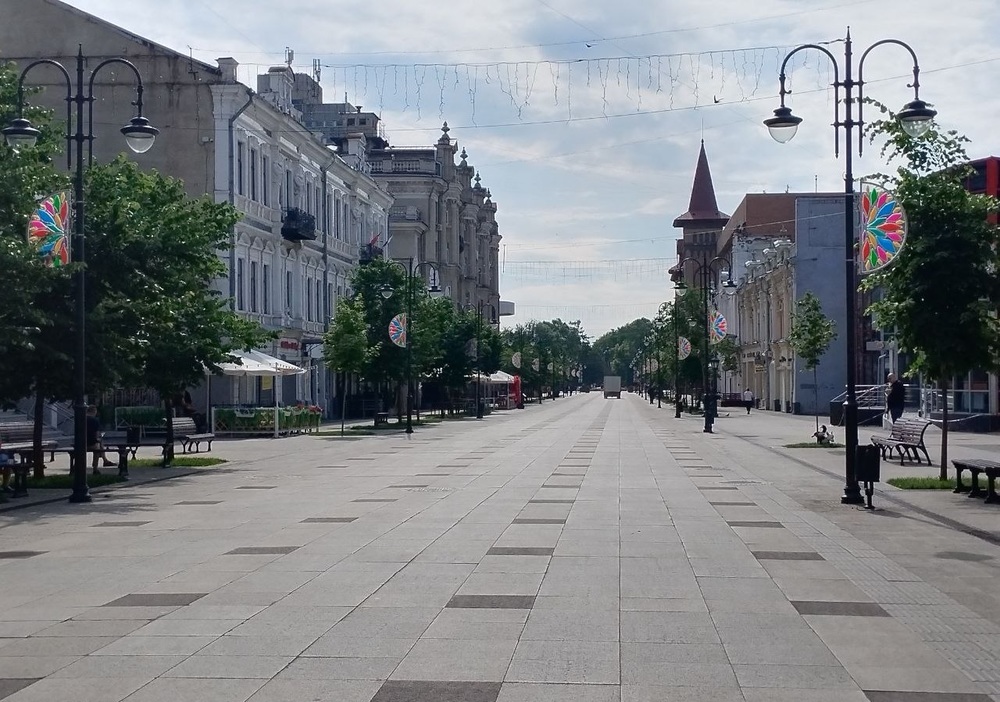 В среду в городе будет жара и переменная облачность