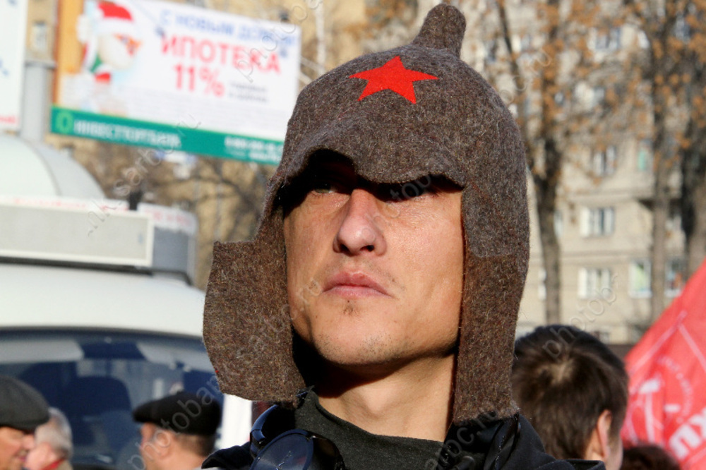 Времена. Закончилась Гражданская война, в Саратове узнали о восстании в Петрограде