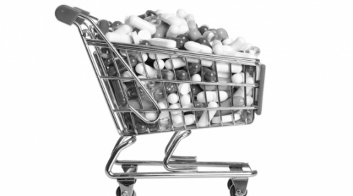 Эксперт: Продажа лекарств в магазинах может вызвать их подорожание 